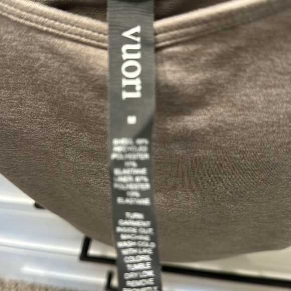 Vuori Cropped Tank - Picture 4 of 4